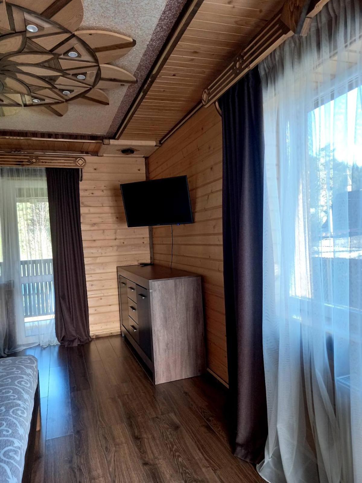Отель Voyage Татаров Экстерьер фото